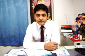 DR. ARNAB KARMAKAR - Orthopaedic Surgeon